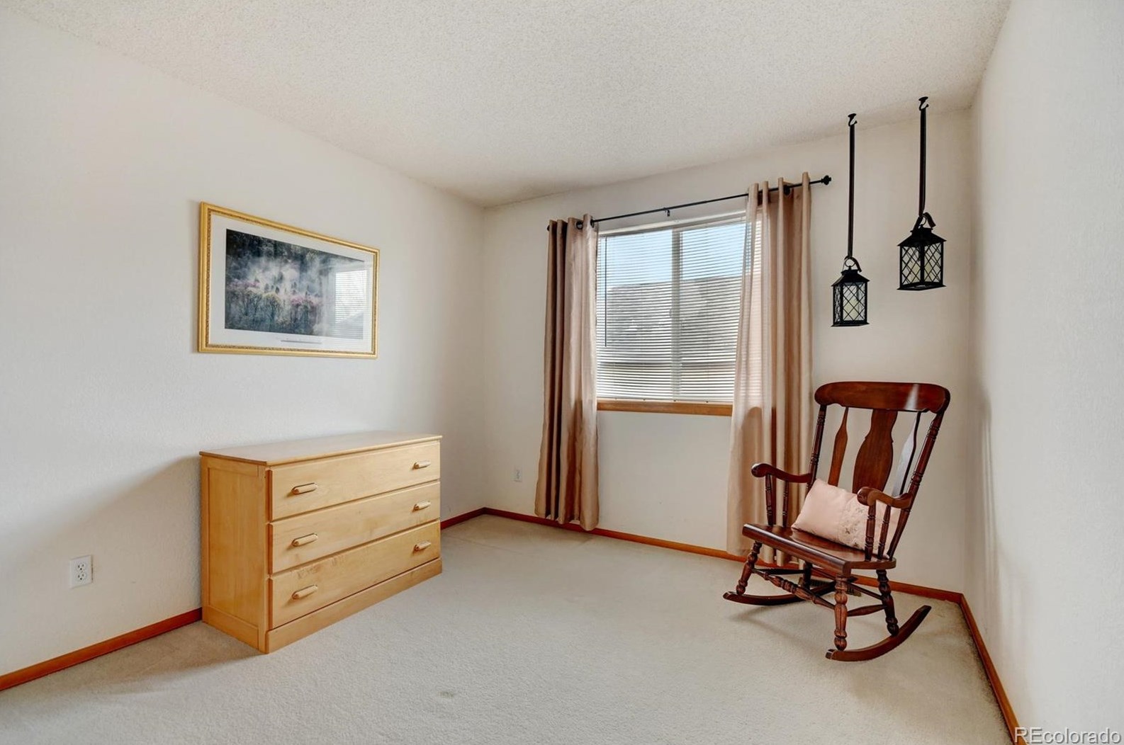 2337 Hyacinth Rd, Littleton CO 80129-4697 exterior