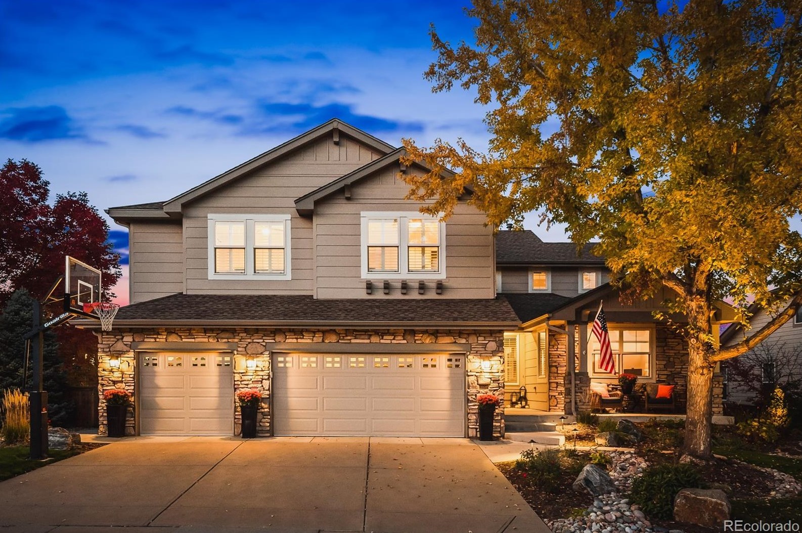 9859 Cambridge Pl, Littleton CO  80127-5907 exterior