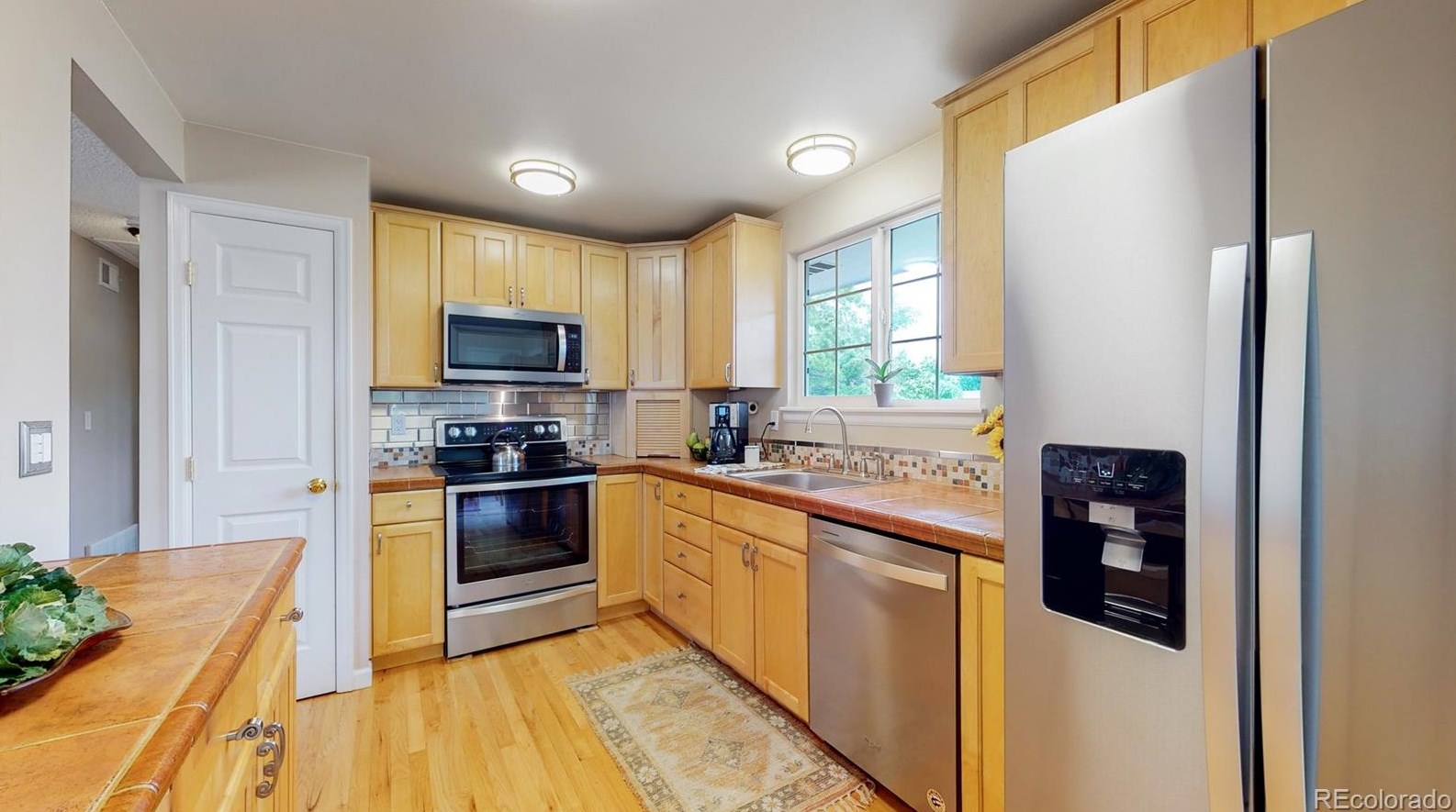 8542 Star Cir, Littleton CO 80128-6242 exterior