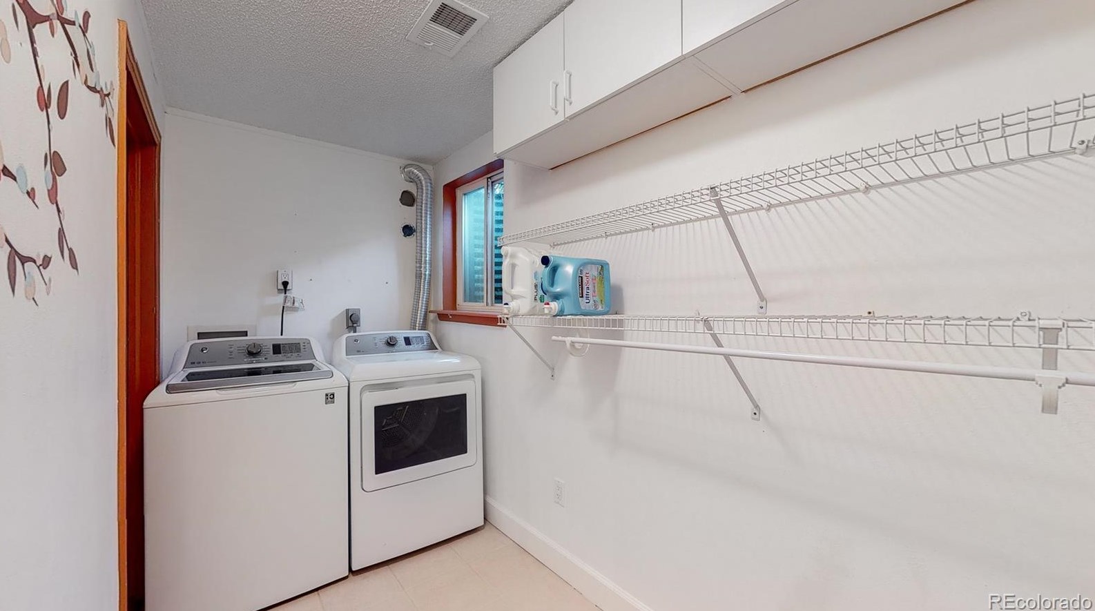 8542 Star Cir, Littleton CO 80128-6242 exterior