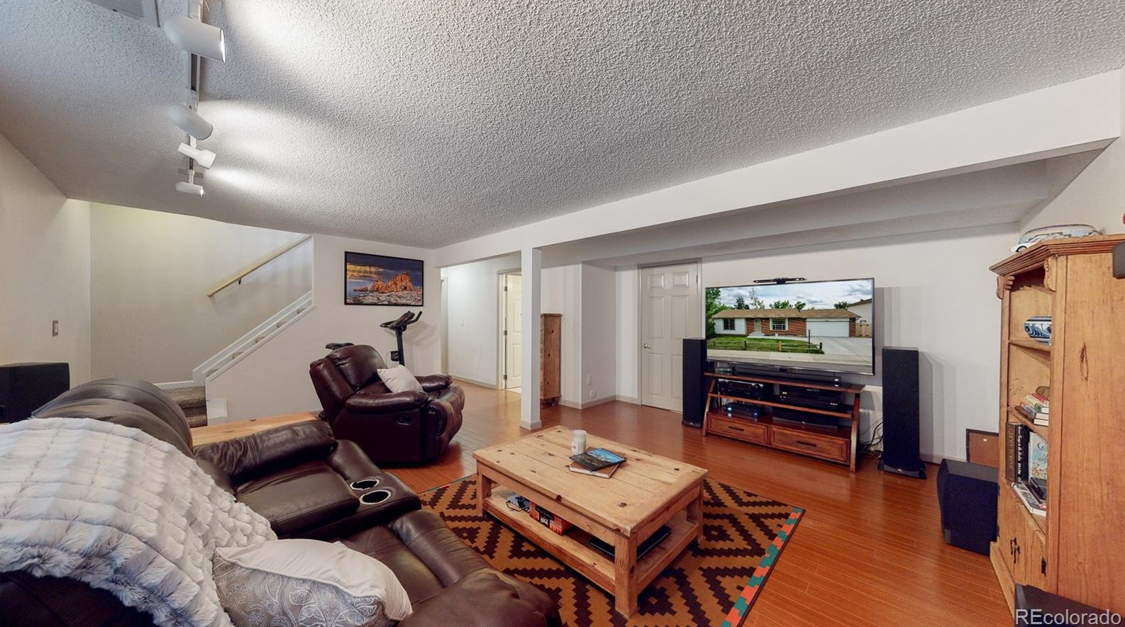 8542 Star Cir, Littleton CO 80128-6242 exterior