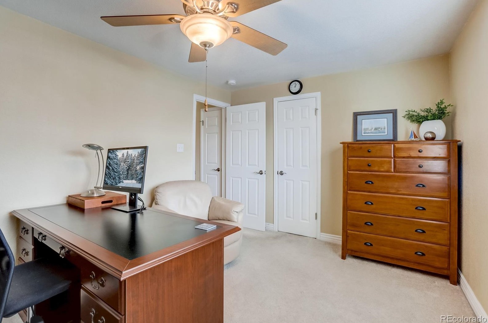 212 Helena Cir, Littleton CO 80124-2709 exterior