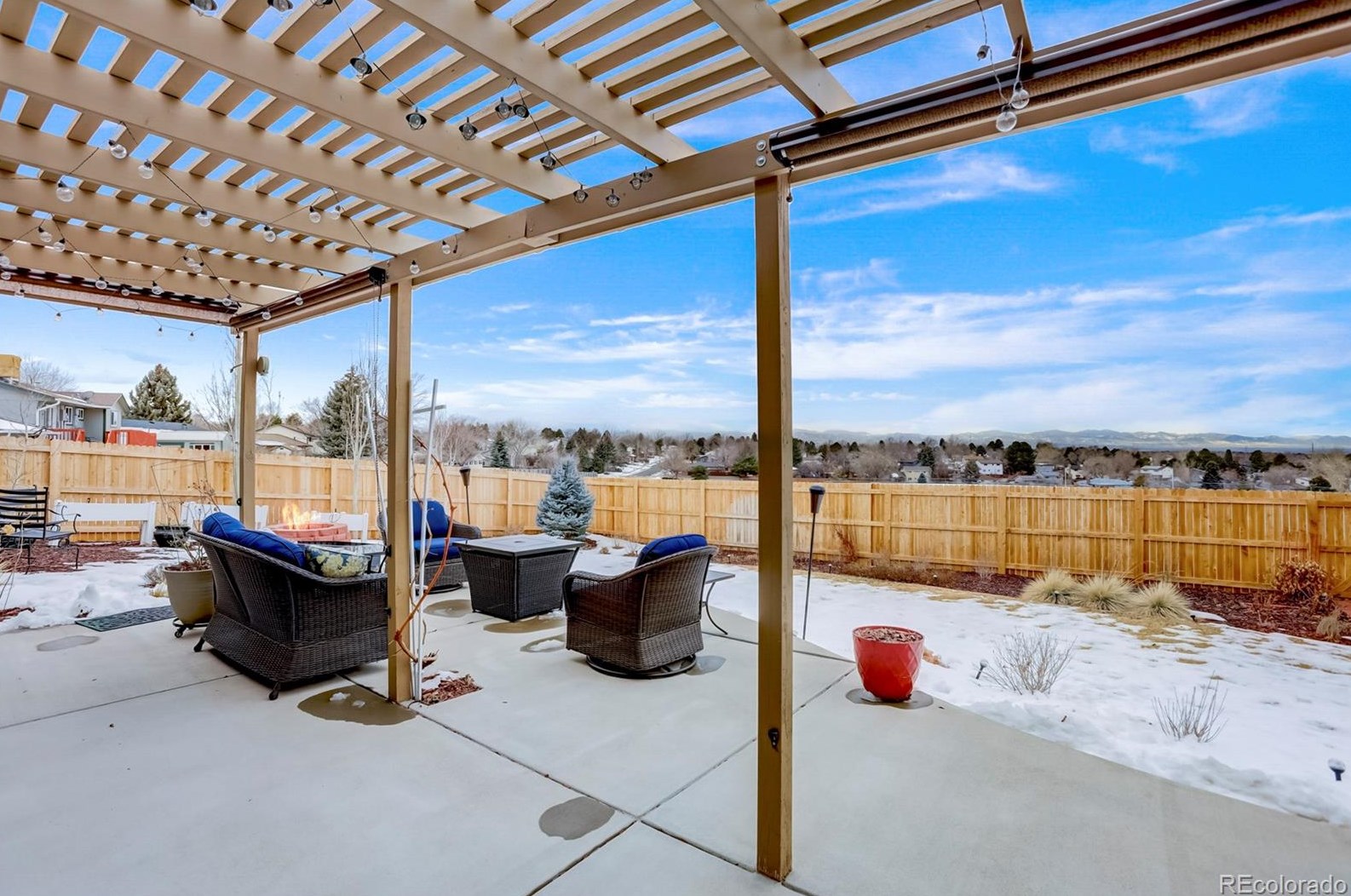 212 Helena Cir, Littleton CO 80124-2709 exterior