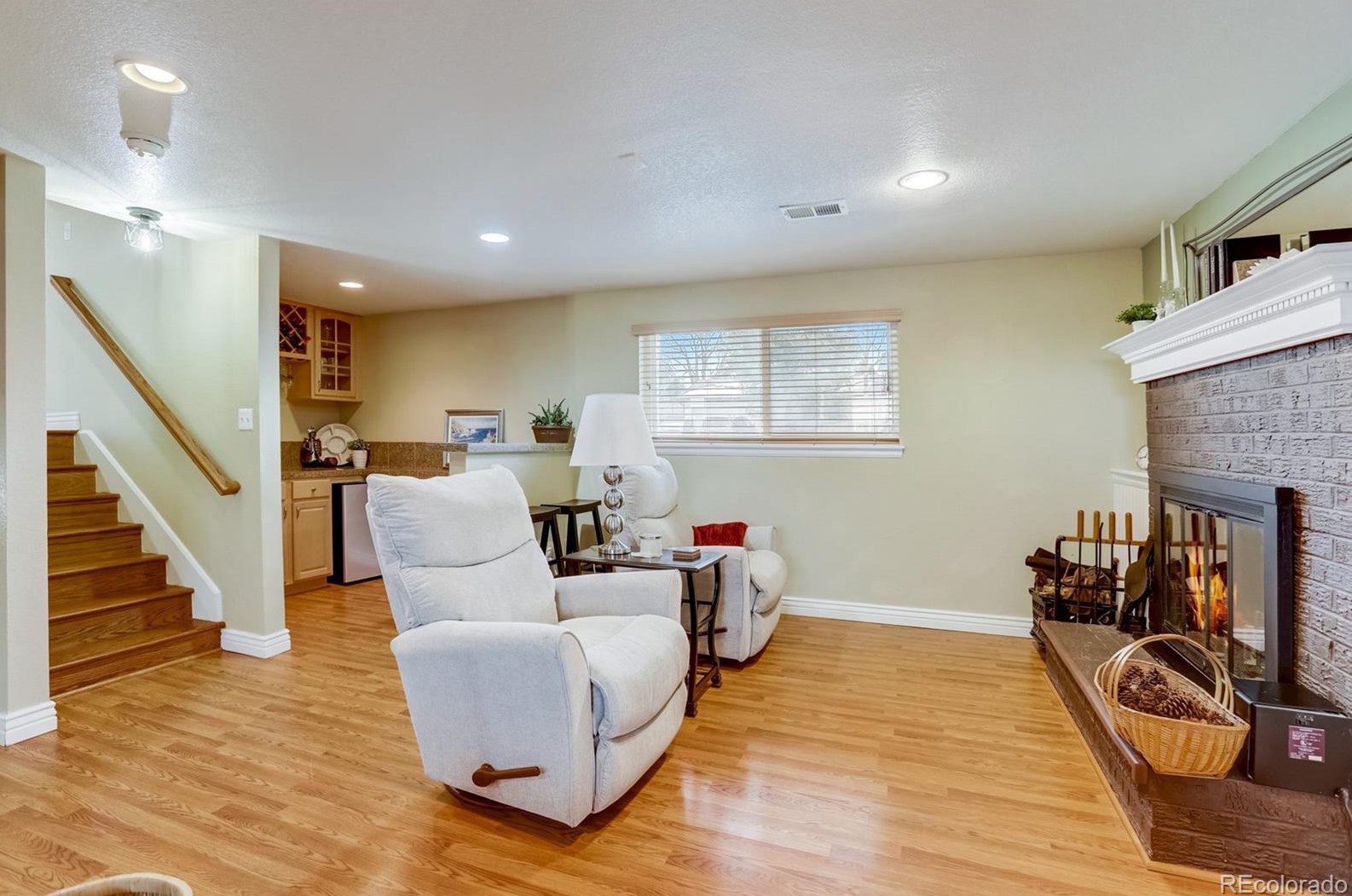 212 Helena Cir, Littleton CO 80124-2709 exterior