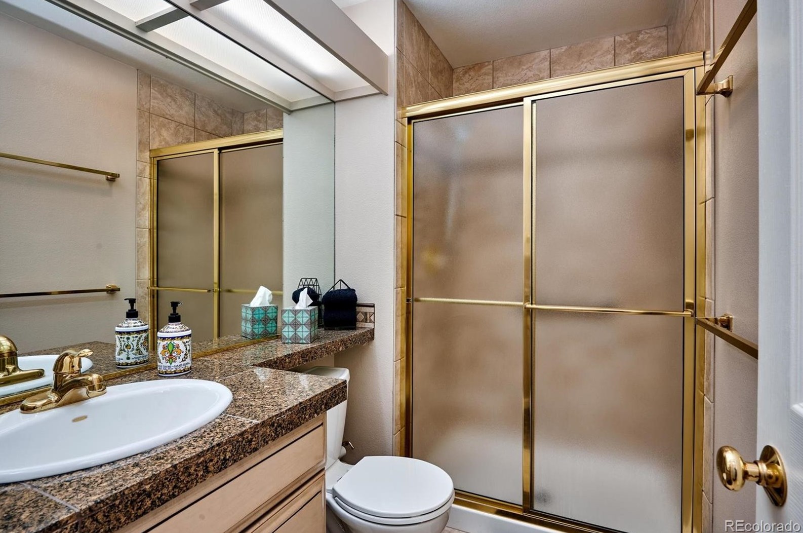 8604 Forrest Dr, Littleton CO  80126-2921 exterior