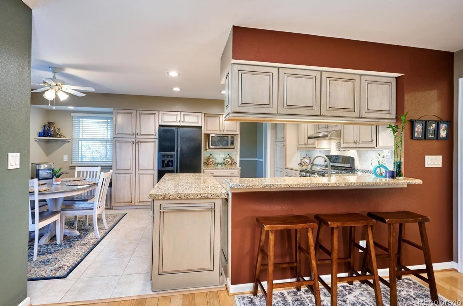 8604 Forrest Dr, Littleton CO  80126-2921 exterior