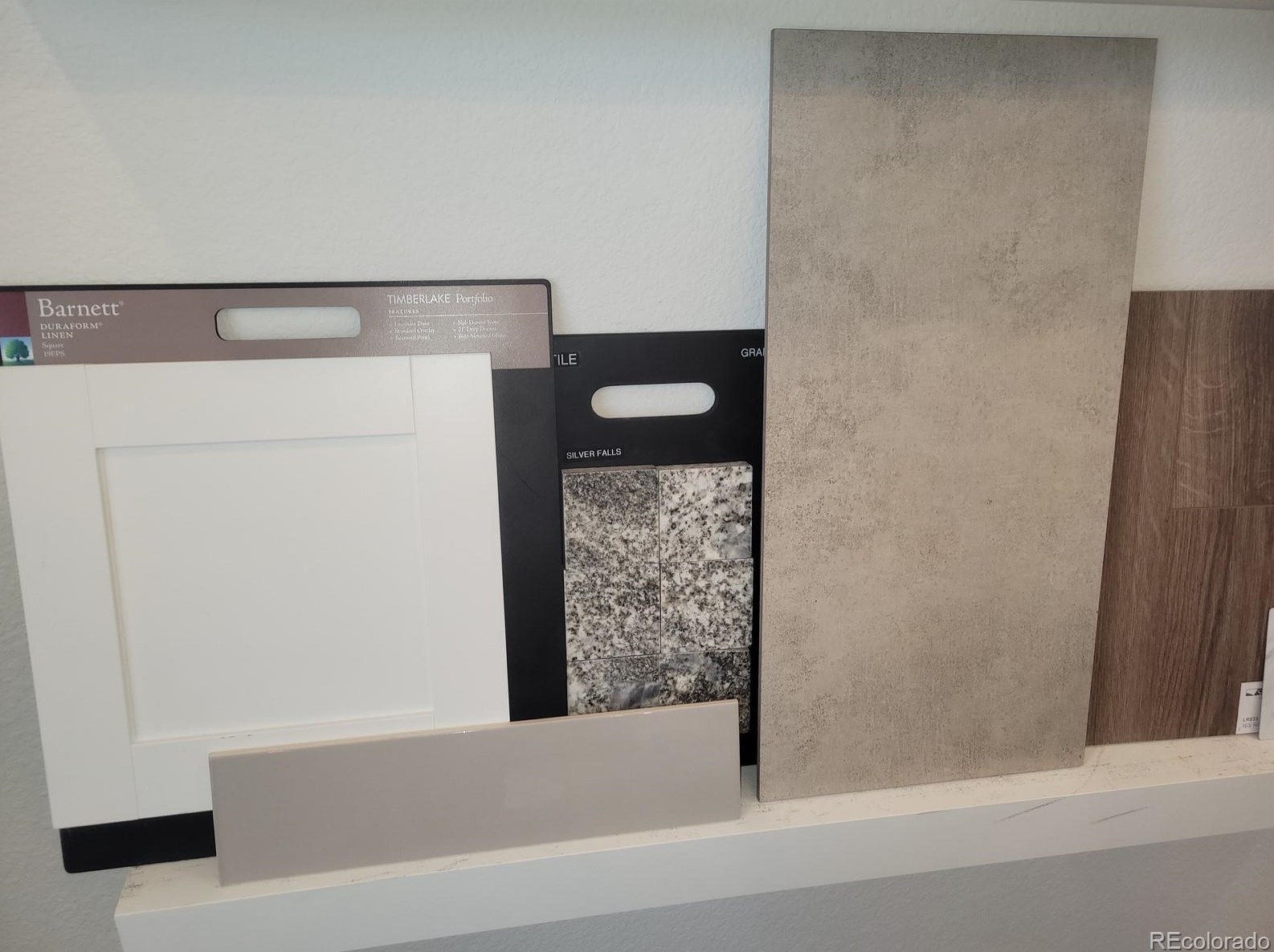 8454 Carr Ct, Littleton, CO 80128-6176