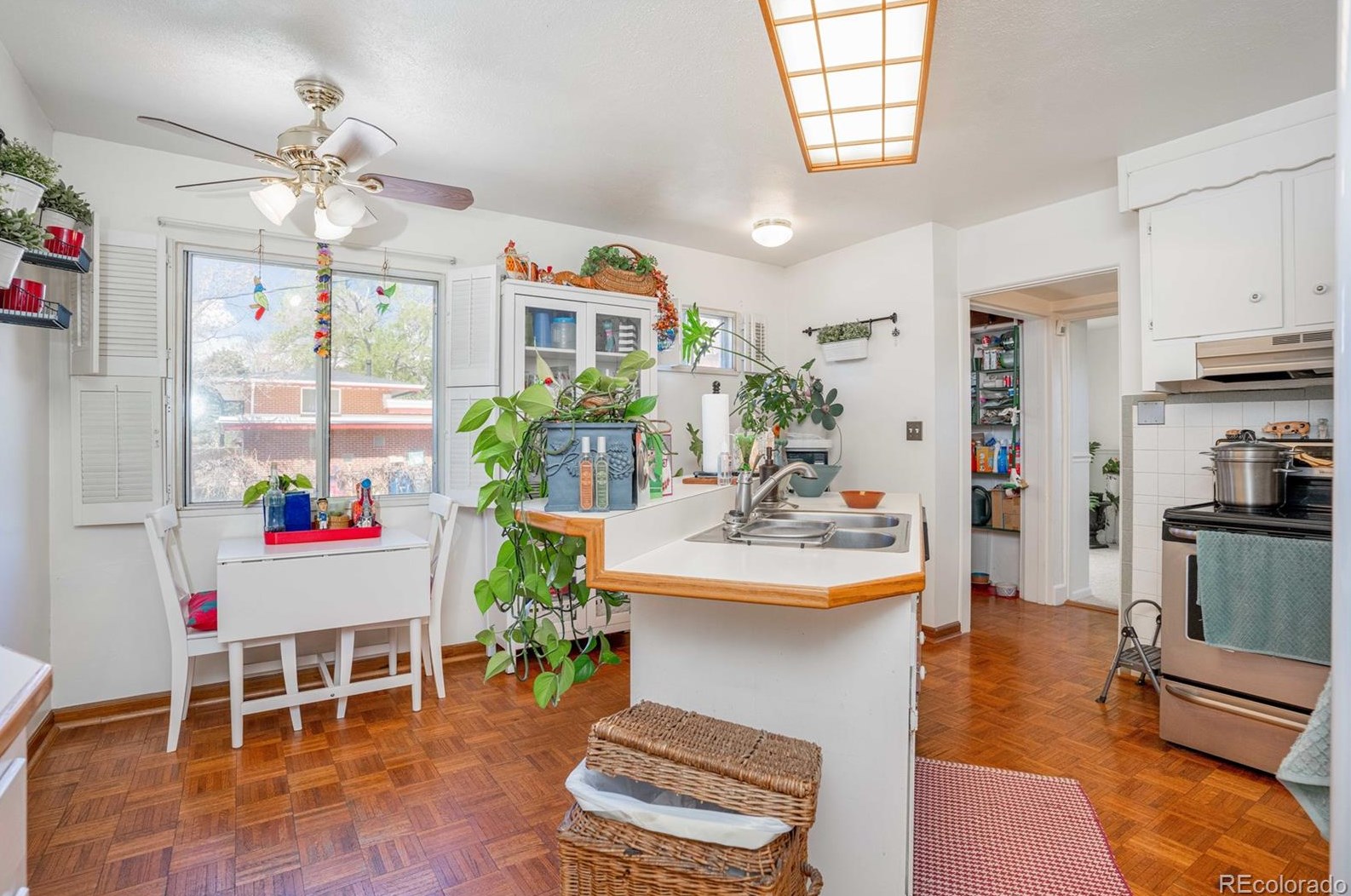 3277 Pierce St, Denver CO 80033-6332 exterior