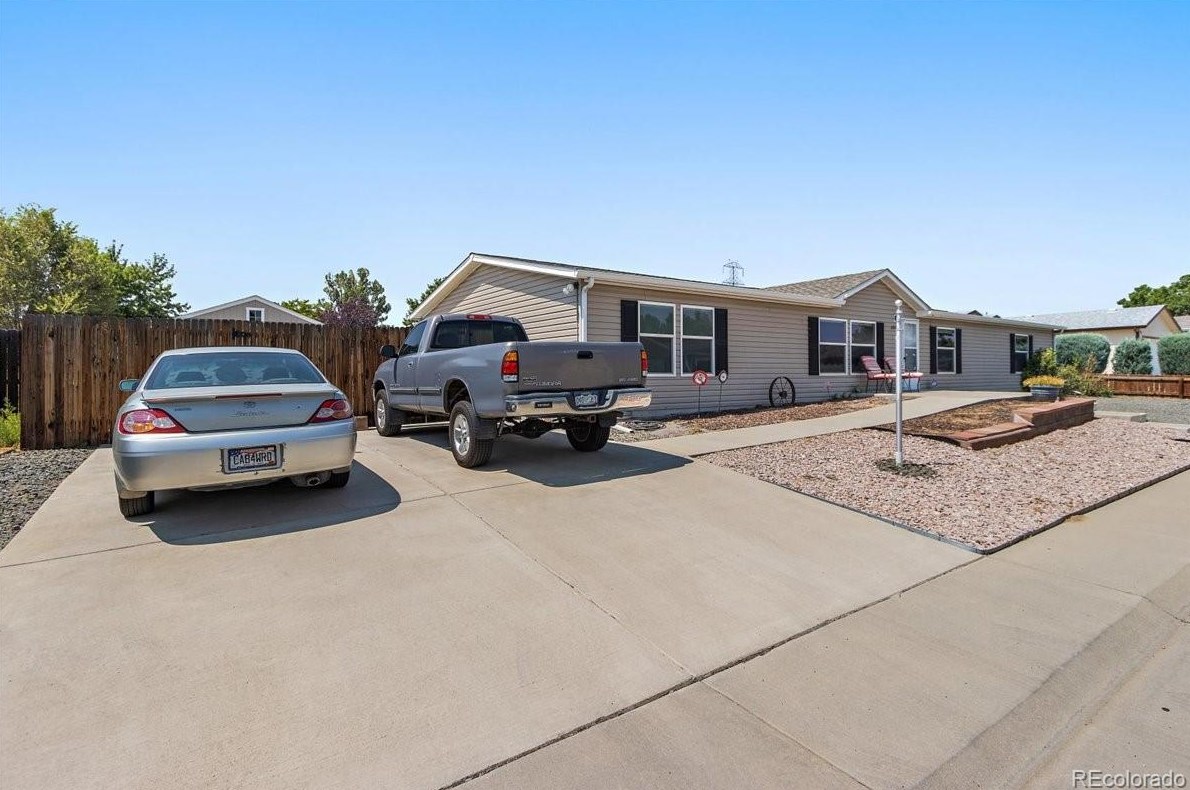 209 Winnipeg St, Aurora, CO 80603