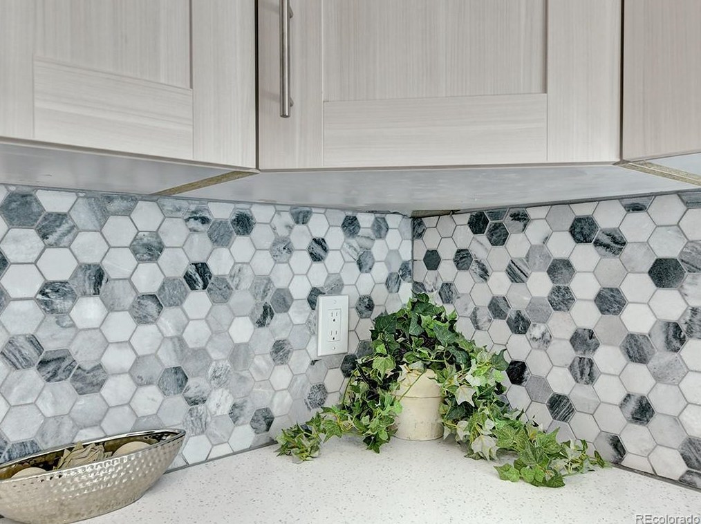 509 Pleasant St, Colorado Springs CO 80904-2112 exterior