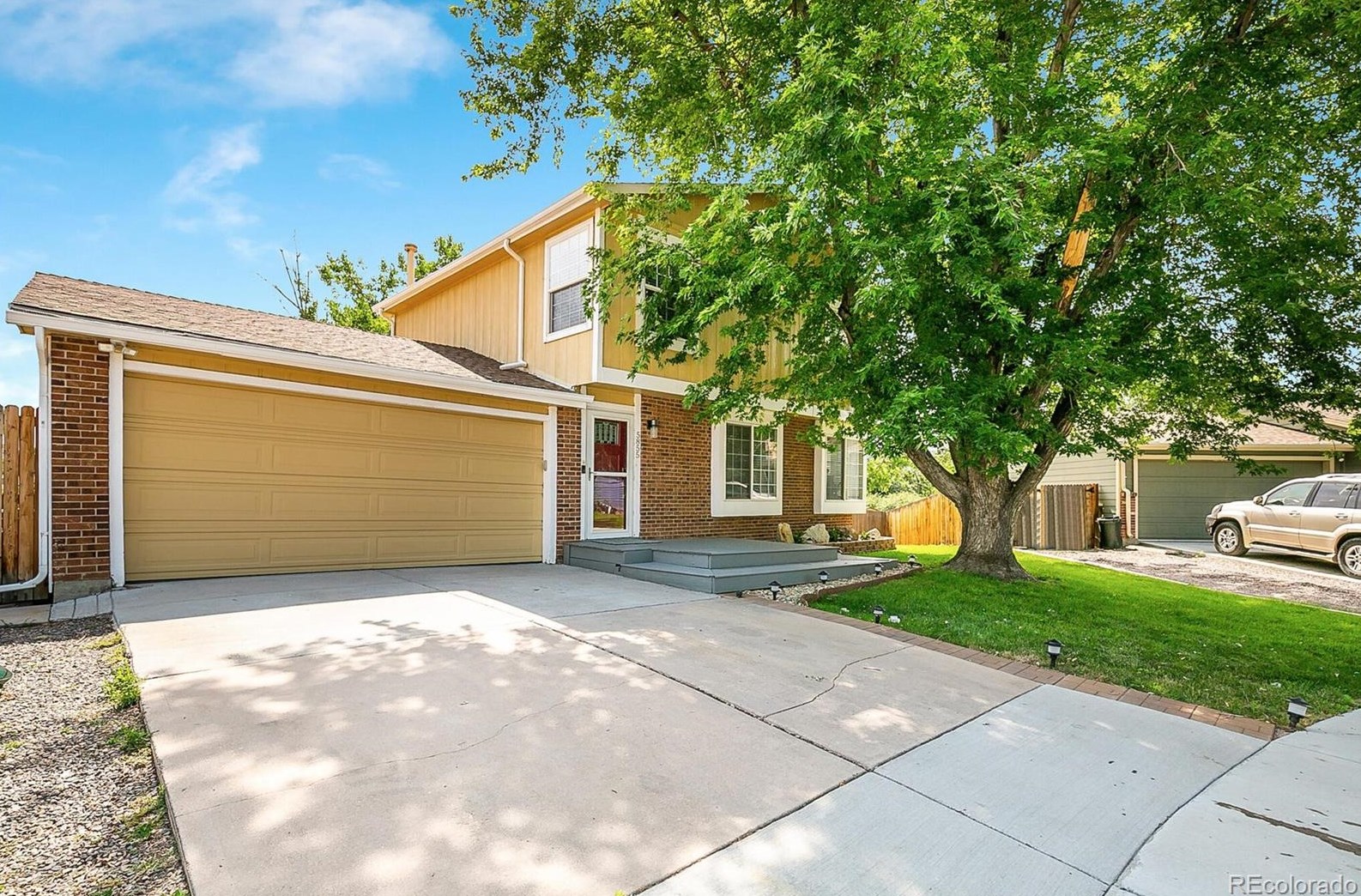 5855 Miller Ct, Littleton CO 80127-5584 exterior