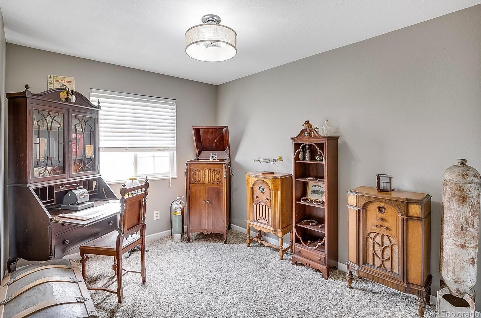 5855 Miller Ct, Littleton CO 80127-5584 exterior