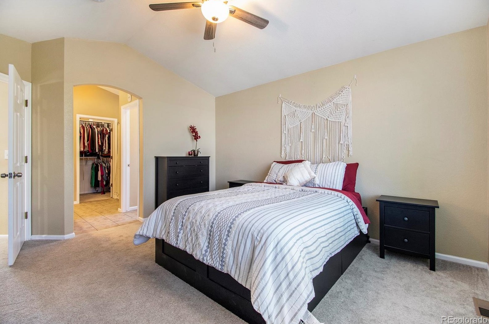 9681 Dover Way, Littleton CO 80123-3314 exterior