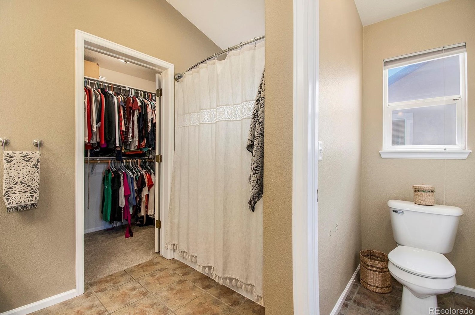 9681 Dover Way, Littleton CO 80123-3314 exterior