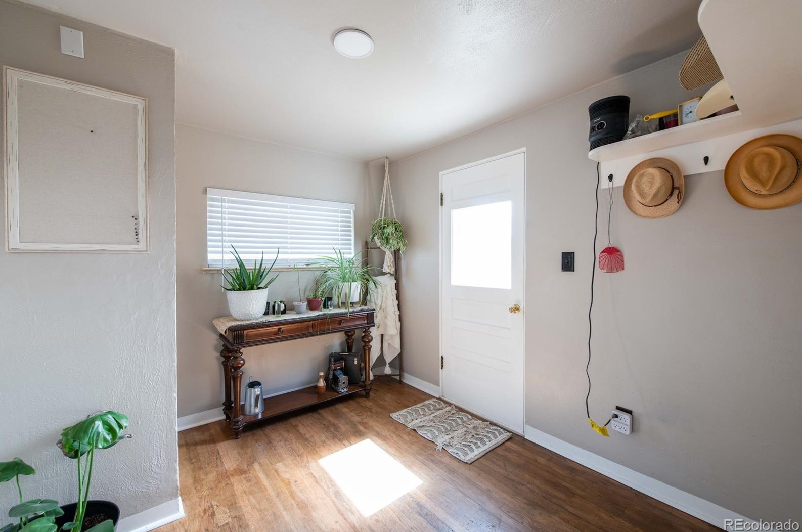 636 2nd Ave, Deer Trail CO exterior