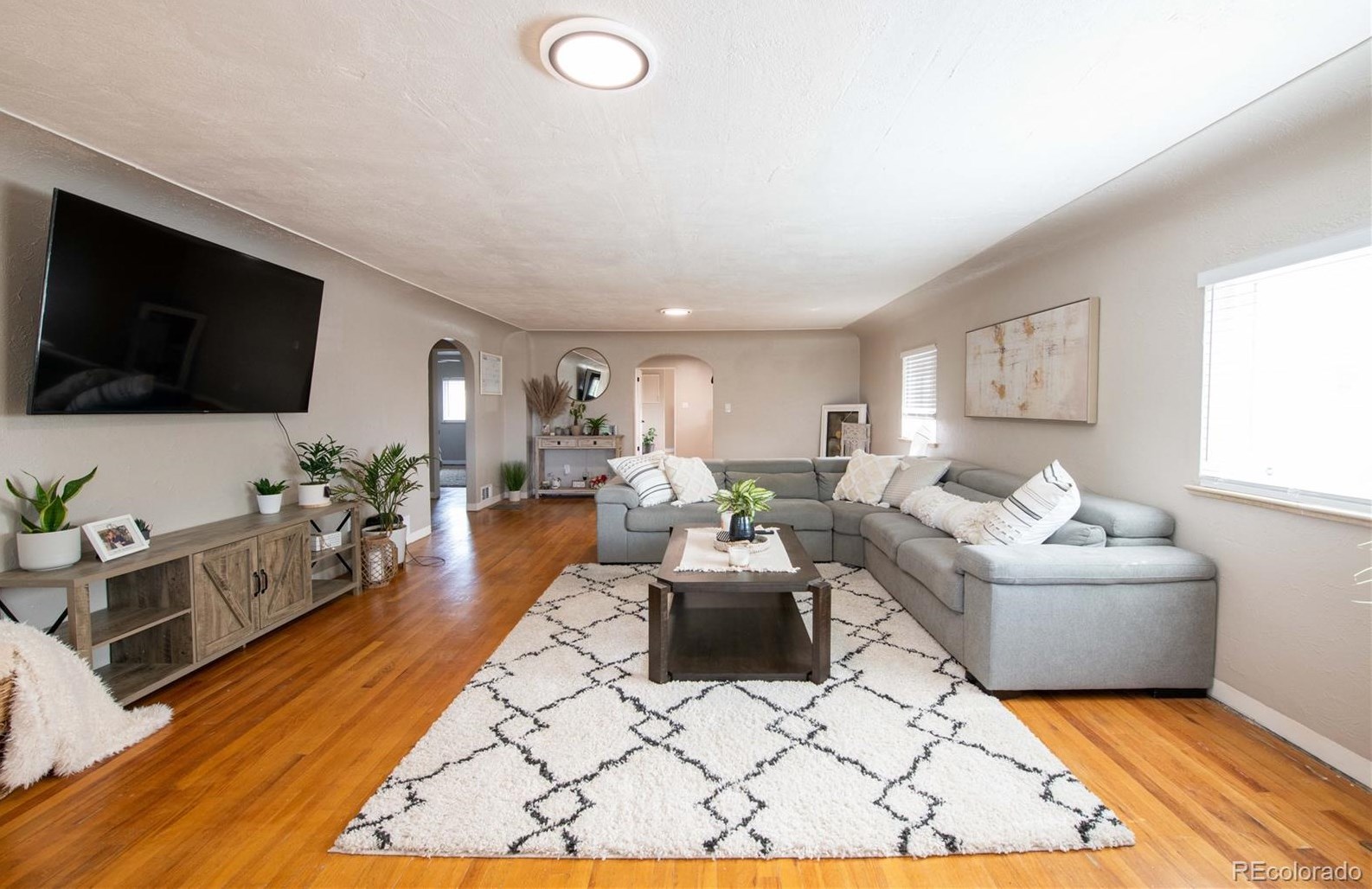 636 2nd Ave, Deer Trail, CO 80105-8078