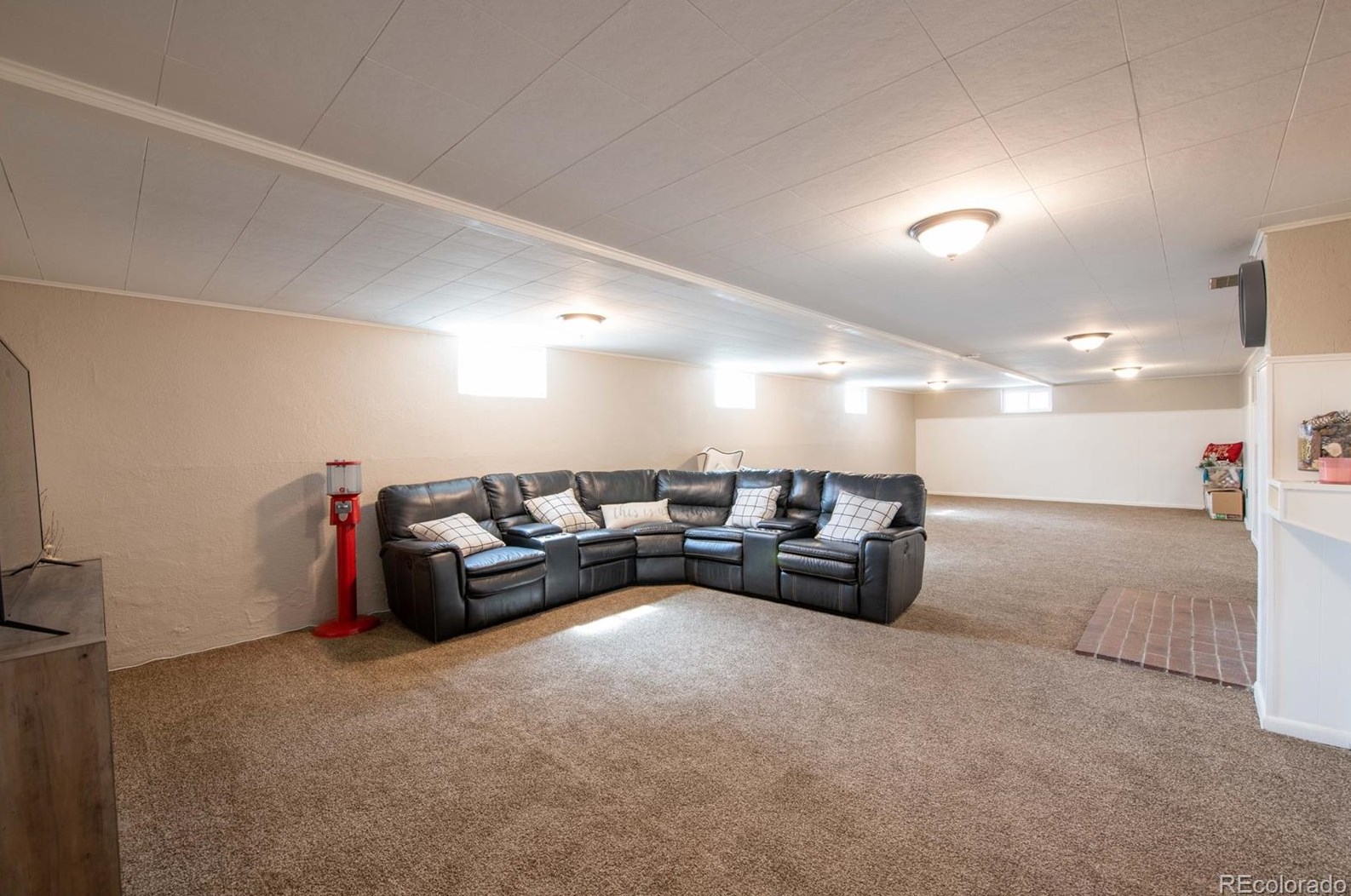 636 2nd Ave, Deer Trail CO exterior