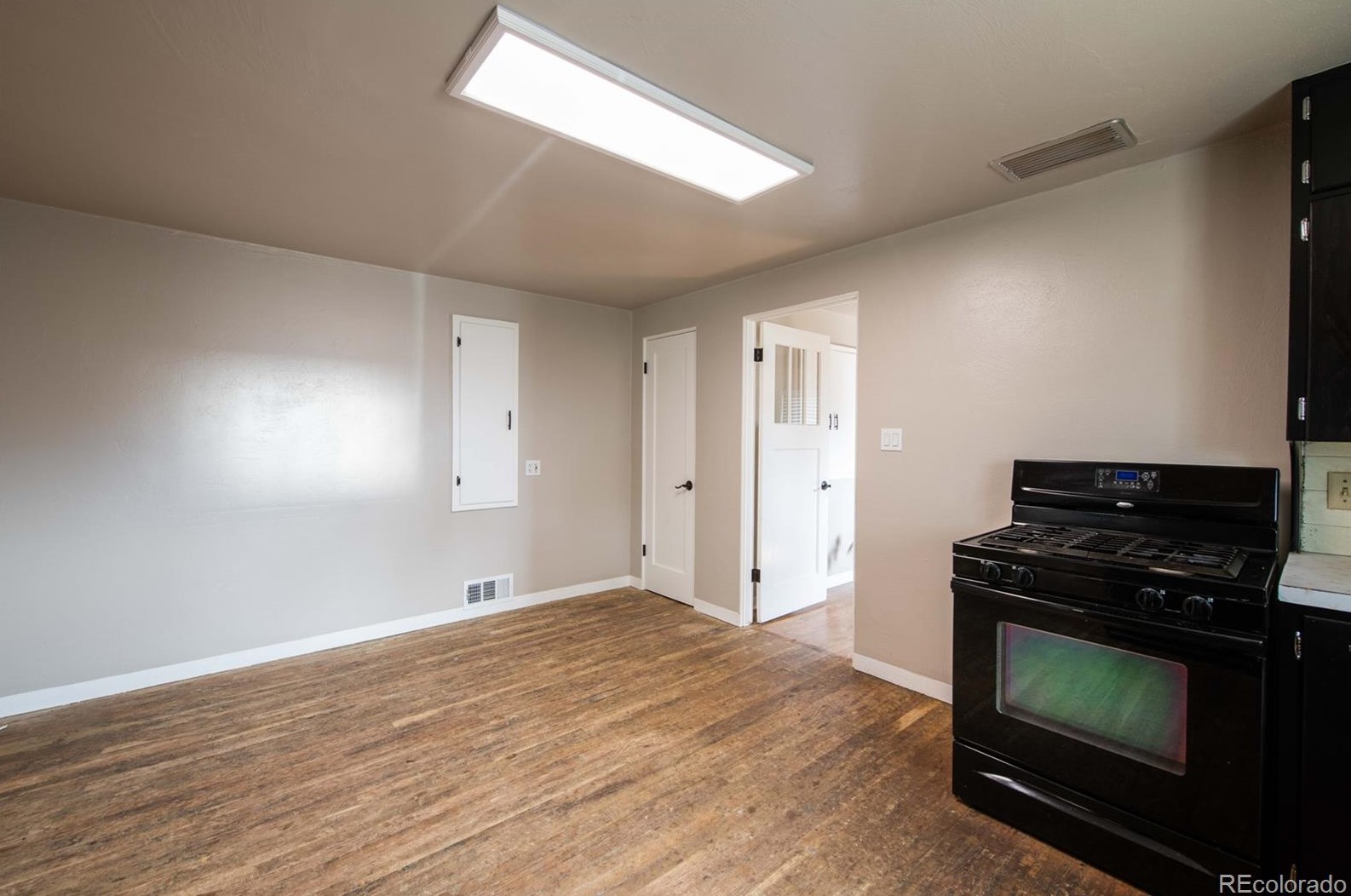 636 2nd Ave, Deer Trail CO exterior