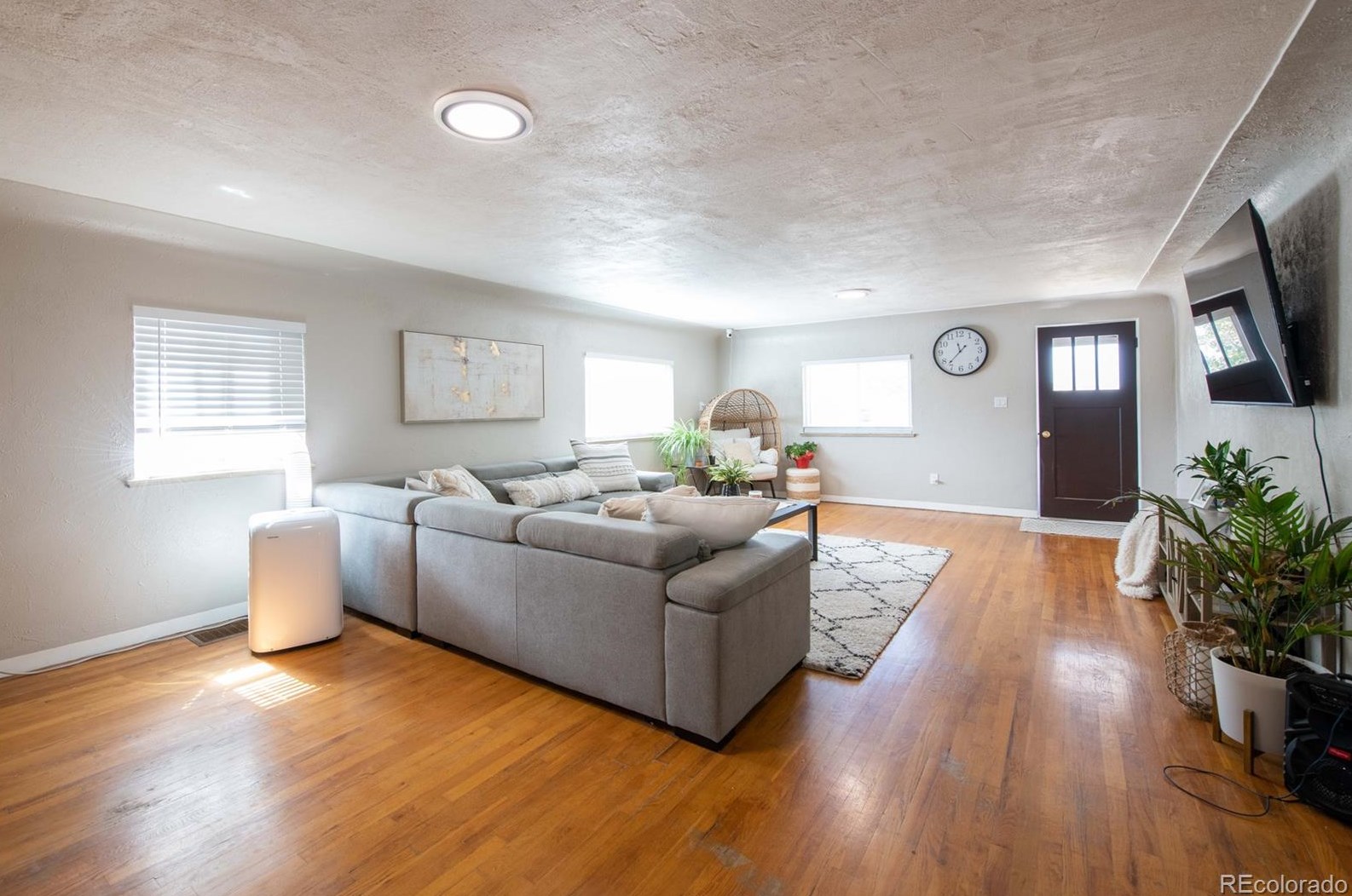 636 2nd Ave, Deer Trail CO exterior