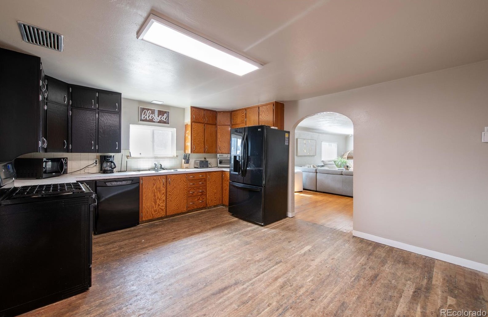 636 2nd Ave, Deer Trail CO exterior