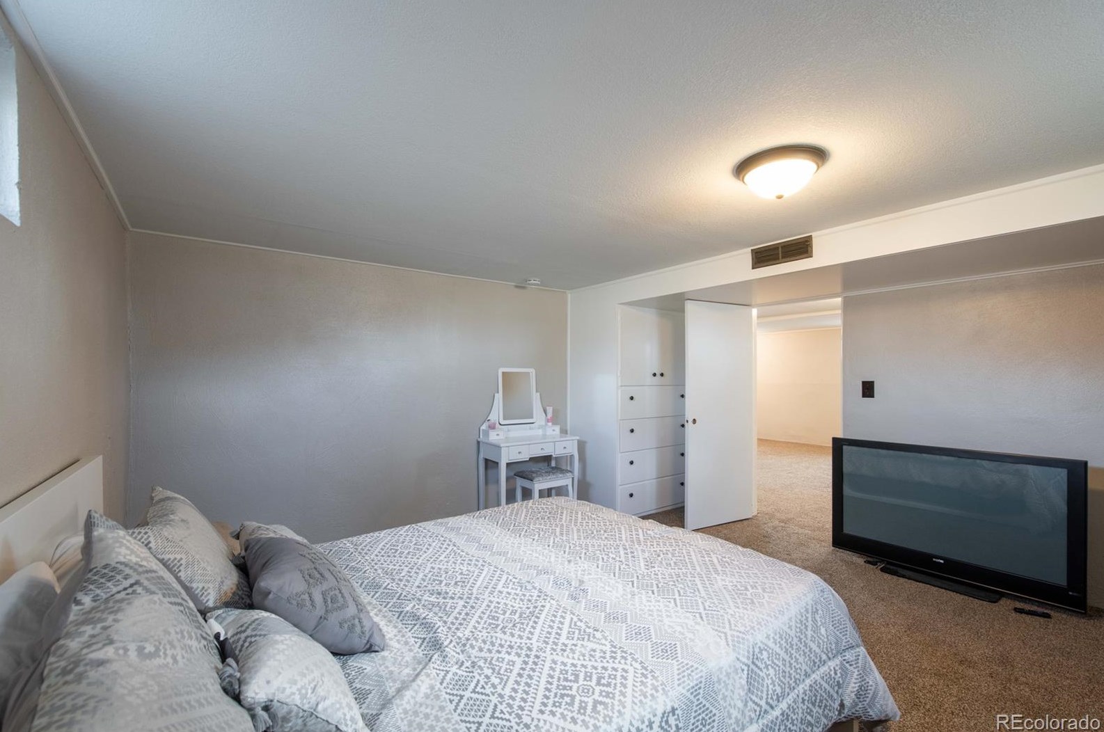 636 2nd Ave, Deer Trail CO exterior