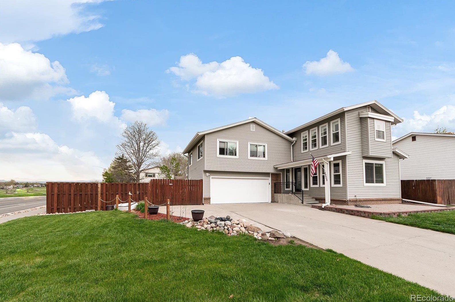 8205 Marshall Ct, Arvada, CO 80003-1735