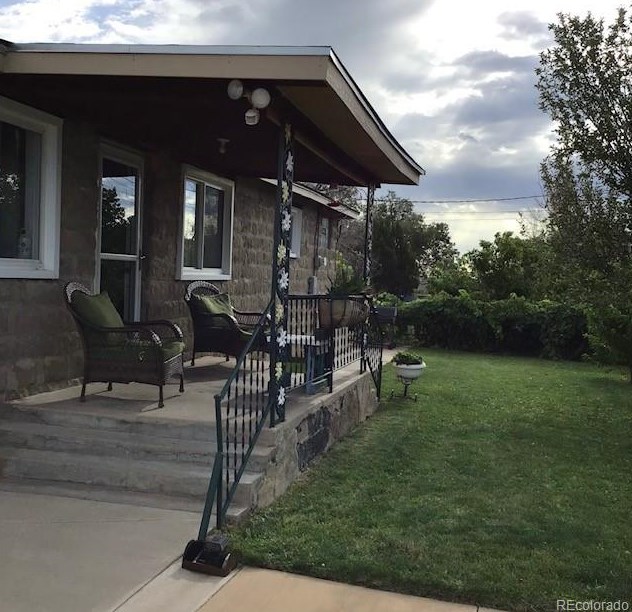 720 W 5th St, Farisita, CO 81089
