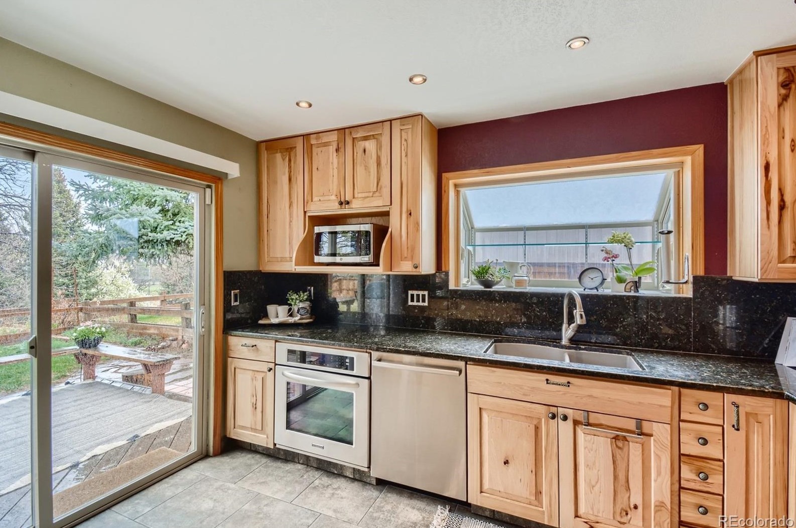 321 Mtn Cloud Cir, Littleton CO 80126-2213 exterior