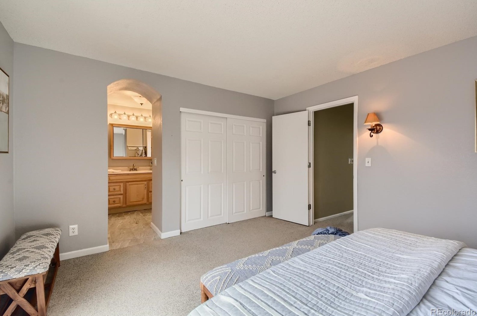 321 Mtn Cloud Cir, Littleton CO 80126-2213 exterior