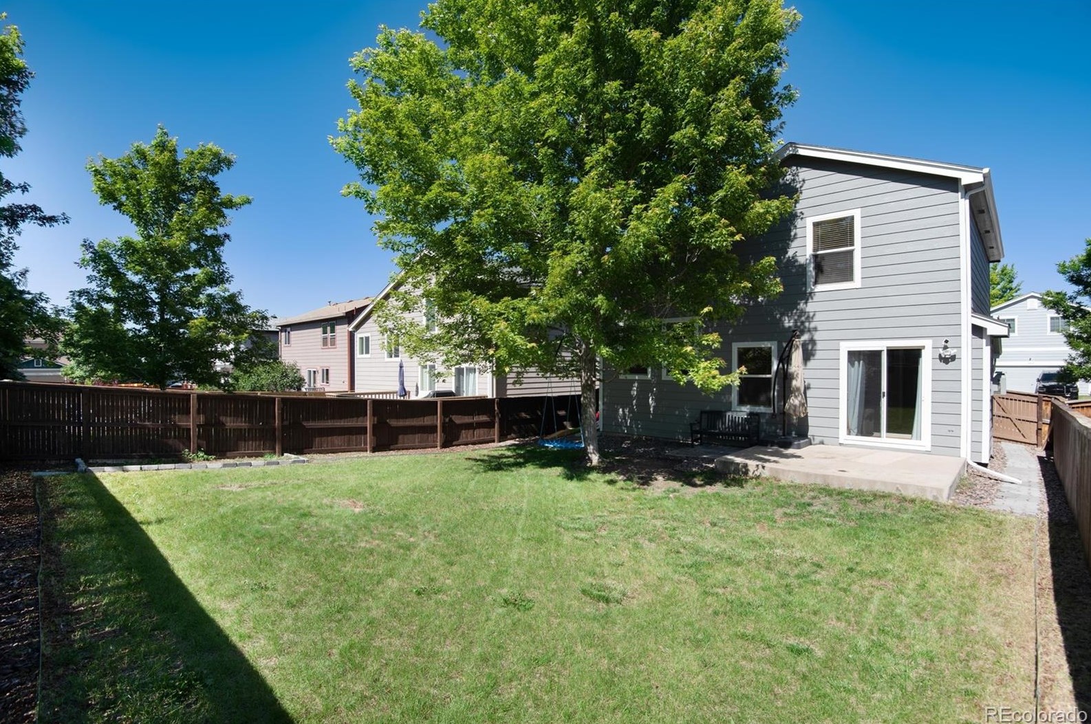 9820 Gatesbury Cir, Littleton CO  80126-6839 exterior