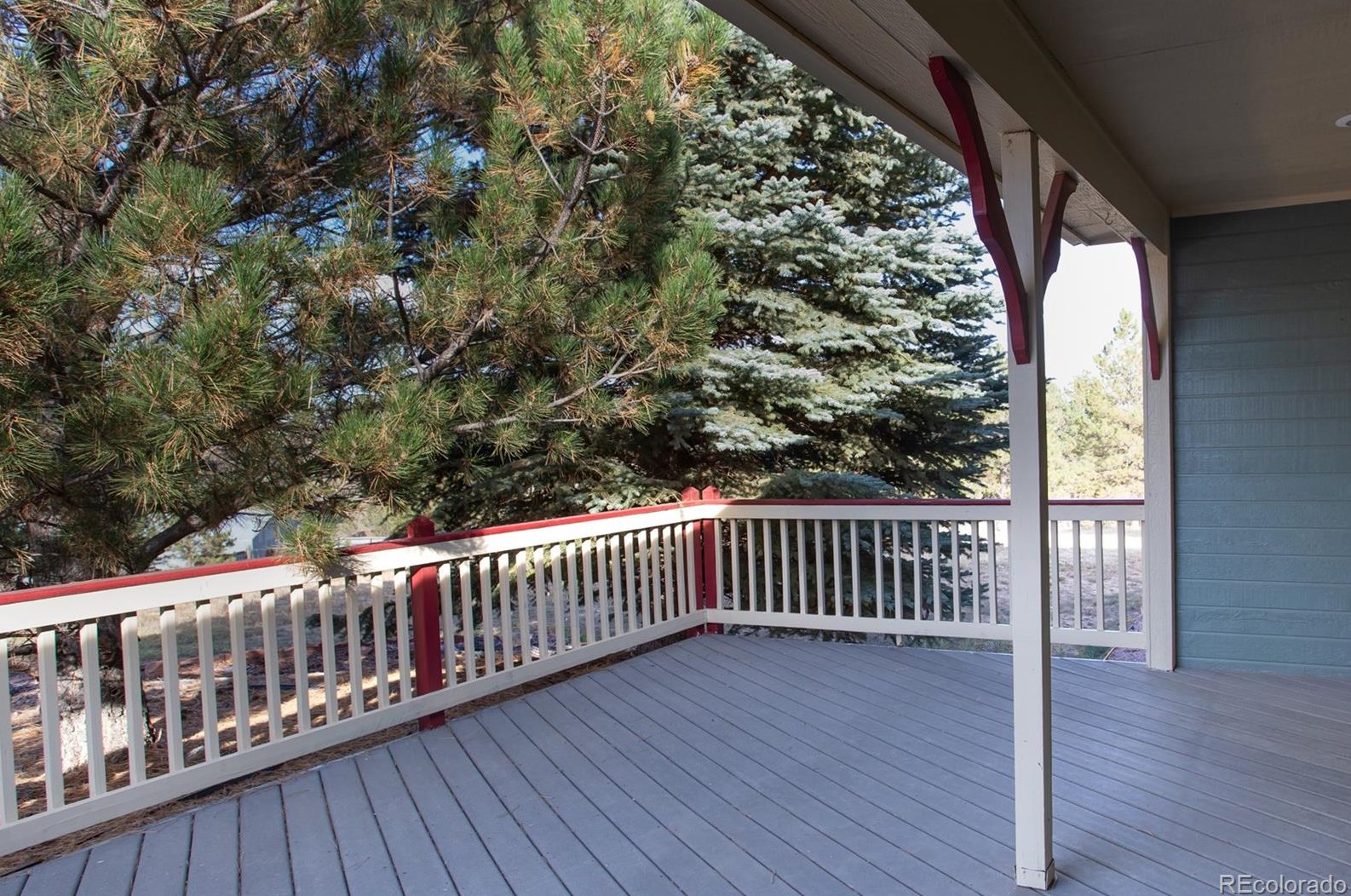 2259 Woodpecker Ln, Elizabeth, CO 80107