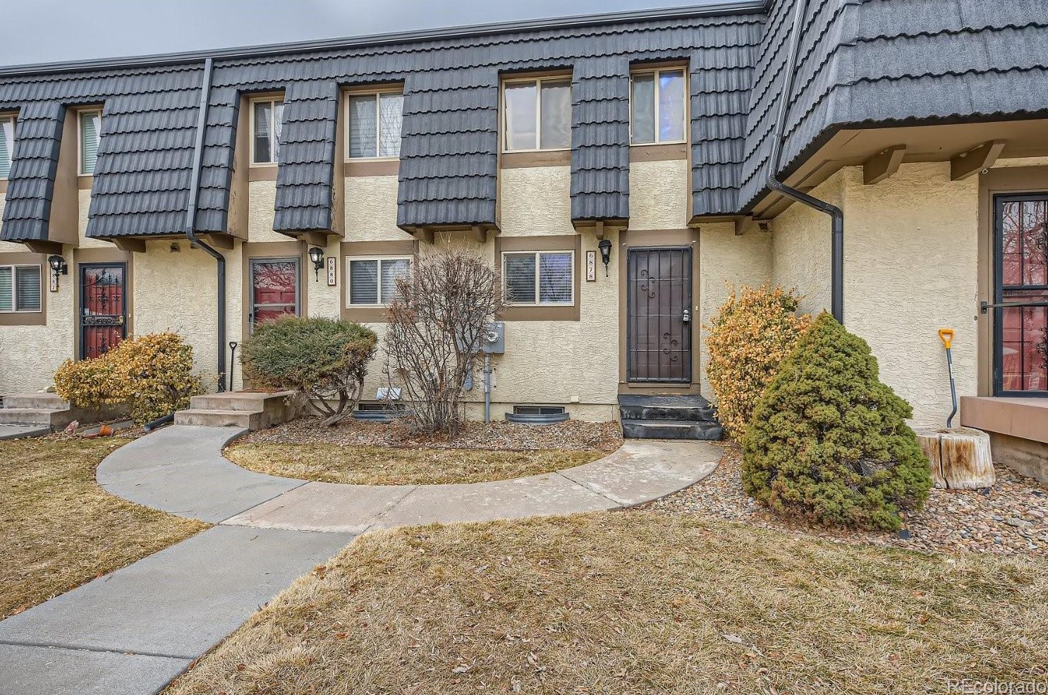 6878 Broadway, Littleton, CO 80122-2827