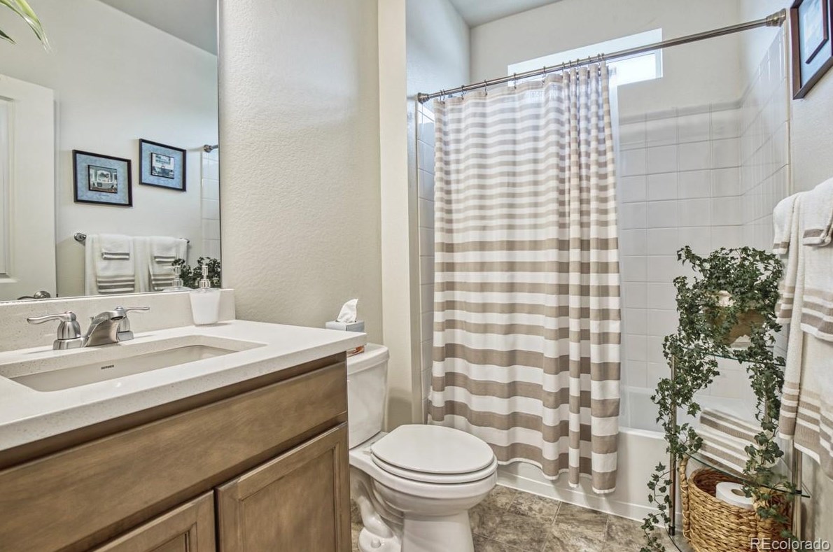 8810 Ferncrest St, Longmont CO  80504-3522 exterior