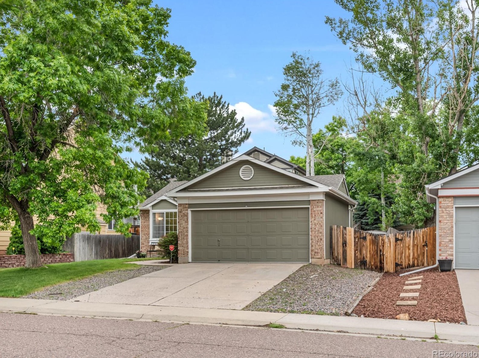 6071 Robb Way, Littleton, CO 80127-4735