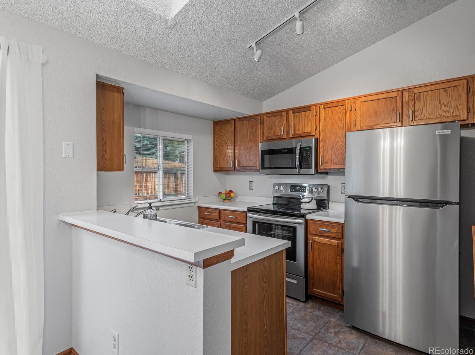 6071 Robb Way, Littleton CO 80127-4735 exterior