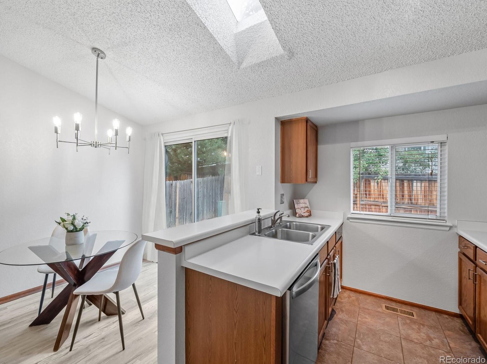 6071 Robb Way, Littleton CO 80127-4735 exterior