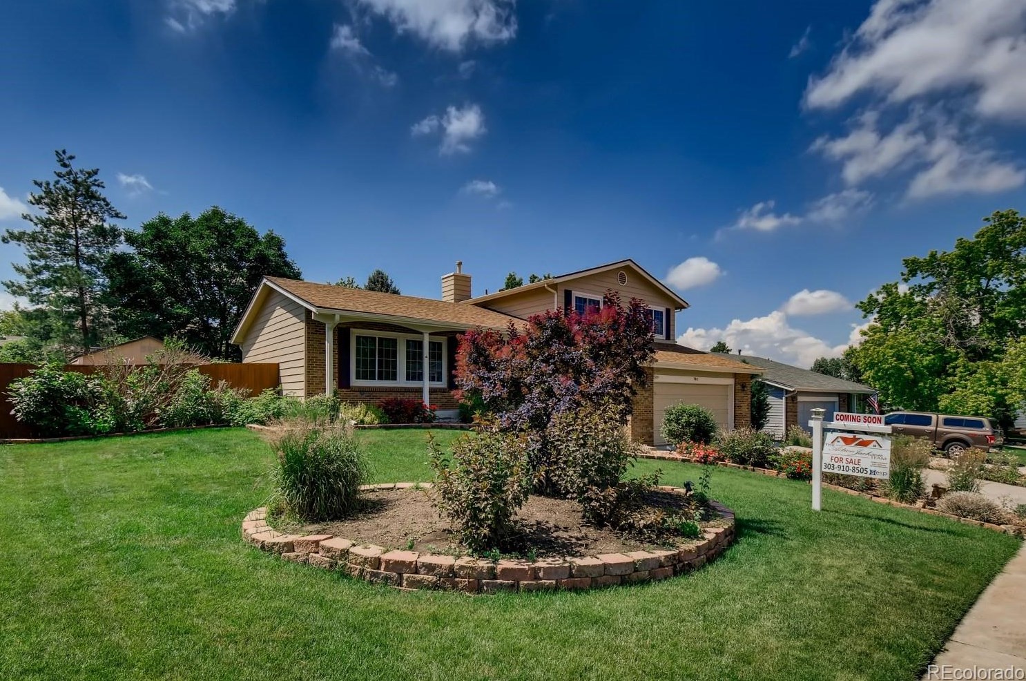 740 Prairie Ridge Rd, Littleton, CO 80126-2055