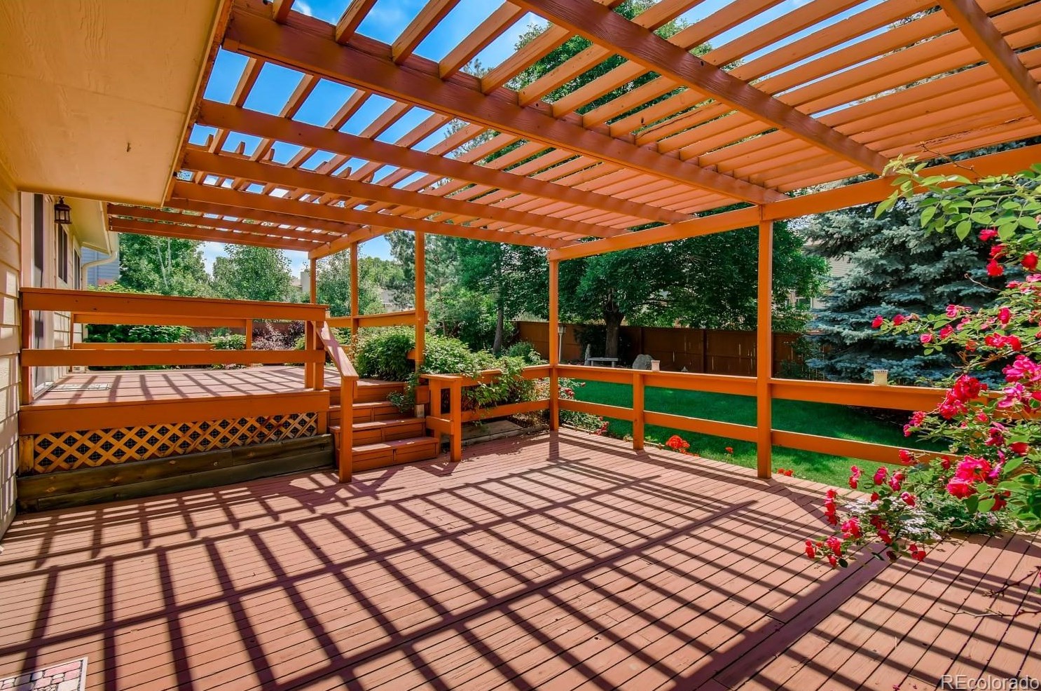 740 Pr Rdg Rd, Littleton CO 80126-2038 exterior