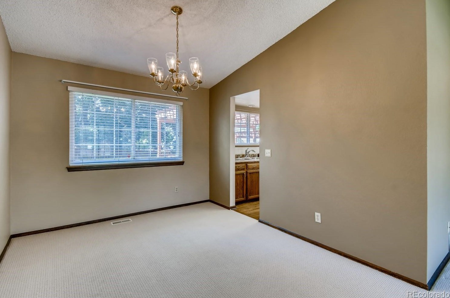 740 Pr Rdg Rd, Littleton CO 80126-2038 exterior