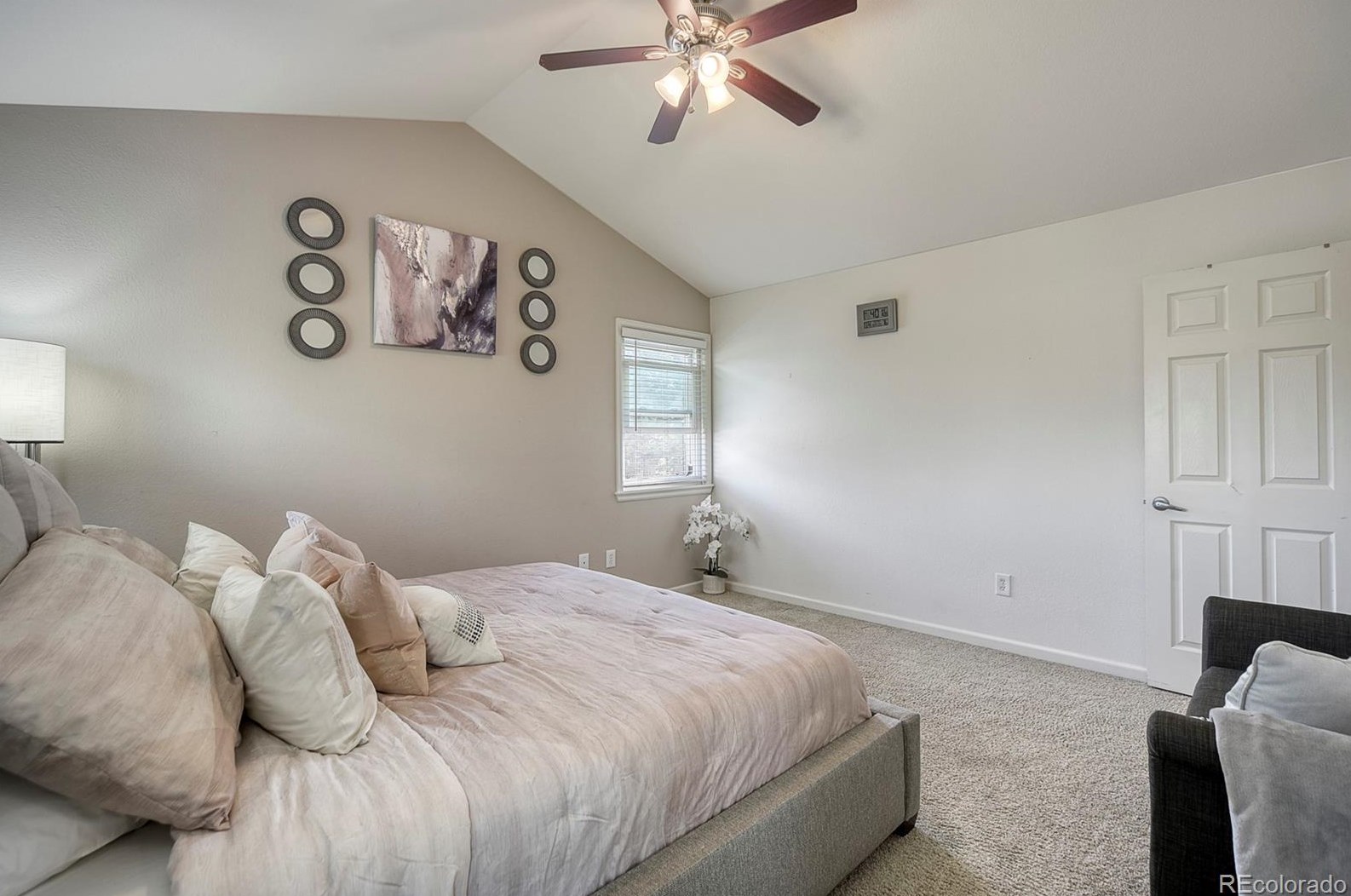 9260 Buttonhill Ct, Littleton CO 80130-4423 exterior