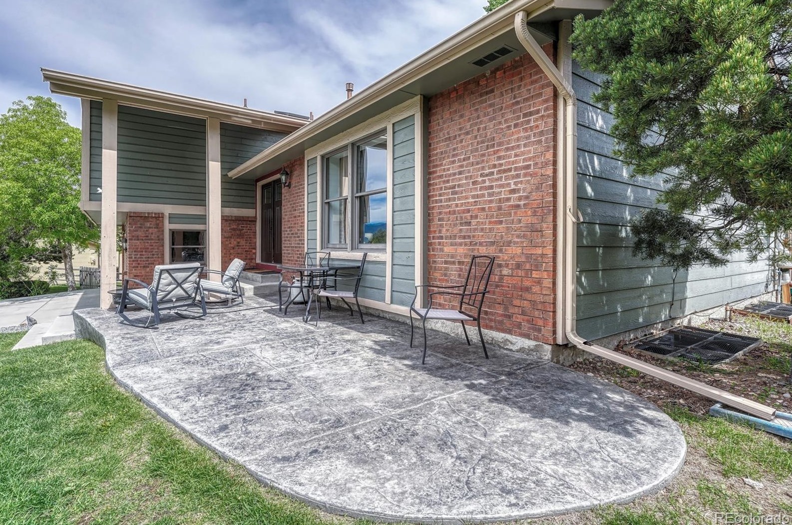 680 Rembrandt Ct, Colorado Springs, CO 80921-2563