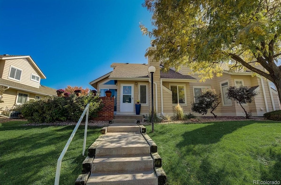 12688 E Pacific Cir, Denver, CO 80014