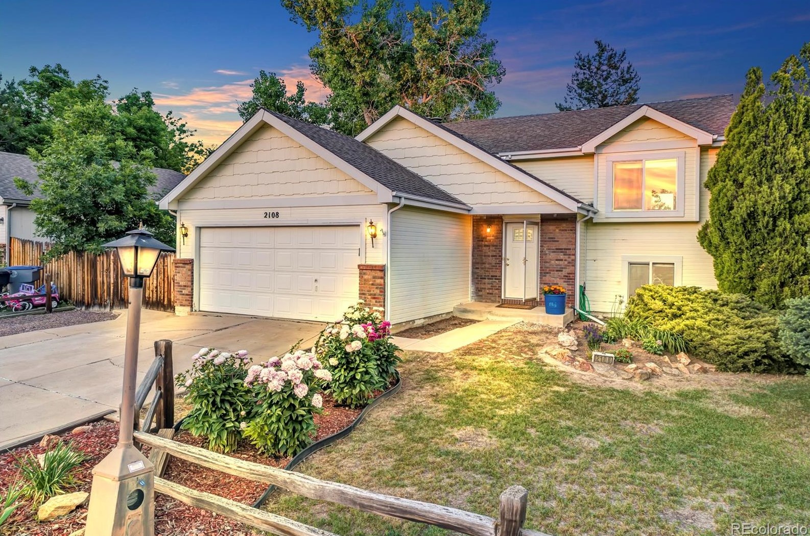 2108 Daley Dr, Longmont, CO 80501-1341