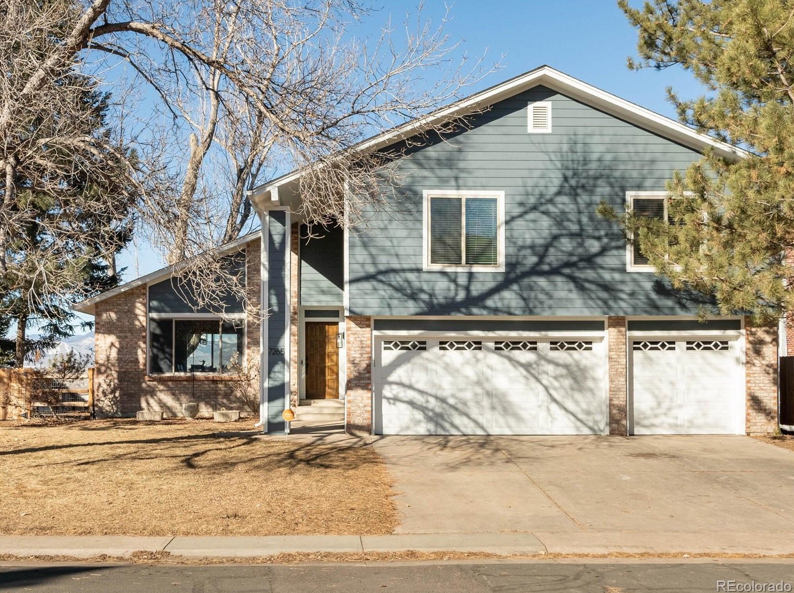 7265 Houstoun Waring Cir, Littleton CO  80120-3910 exterior