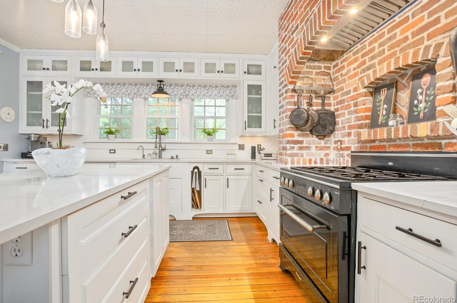 15 Nob St, Steamboat Springs CO  80487-4911 exterior