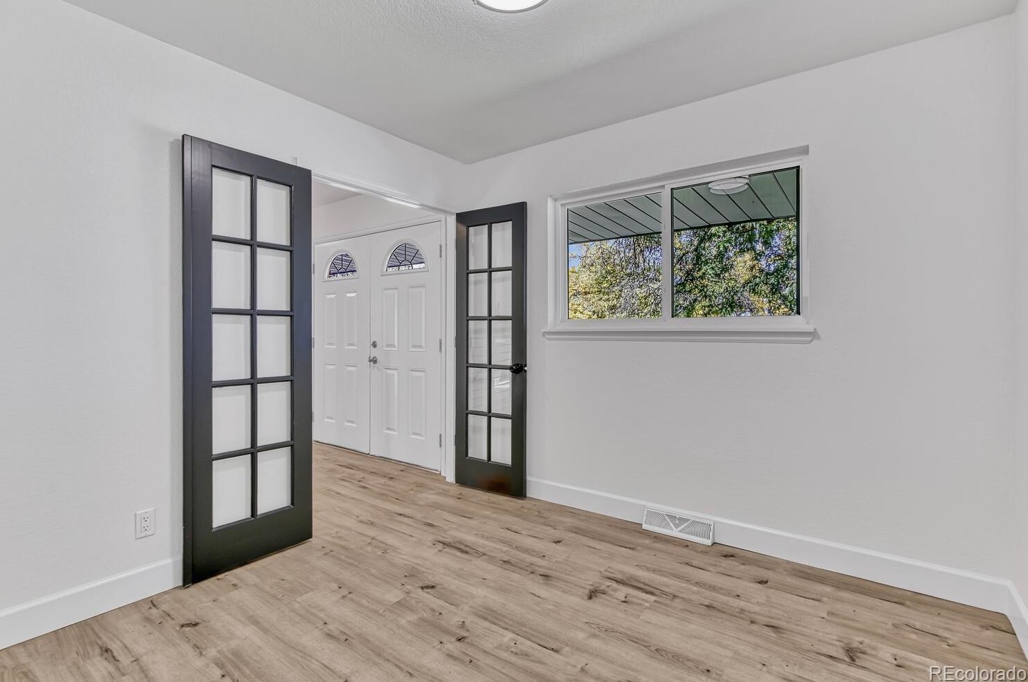 6728 Arapahoe Dr, Littleton CO  80120-3762 exterior