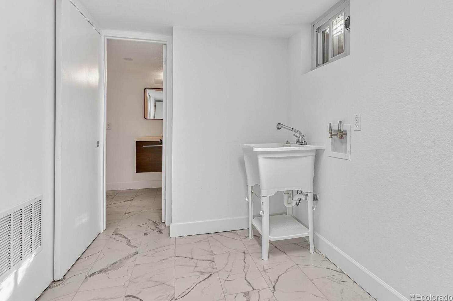 6728 Arapahoe Dr, Littleton CO  80120-3762 exterior