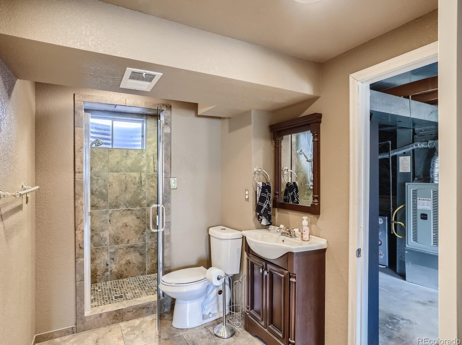 11542 Berry Ave, Littleton CO  80127-1836 exterior