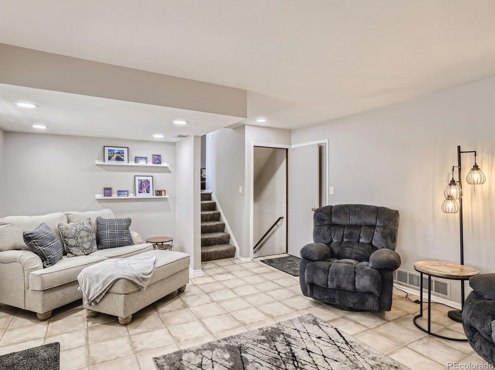 11542 Berry Ave, Littleton CO  80127-1836 exterior