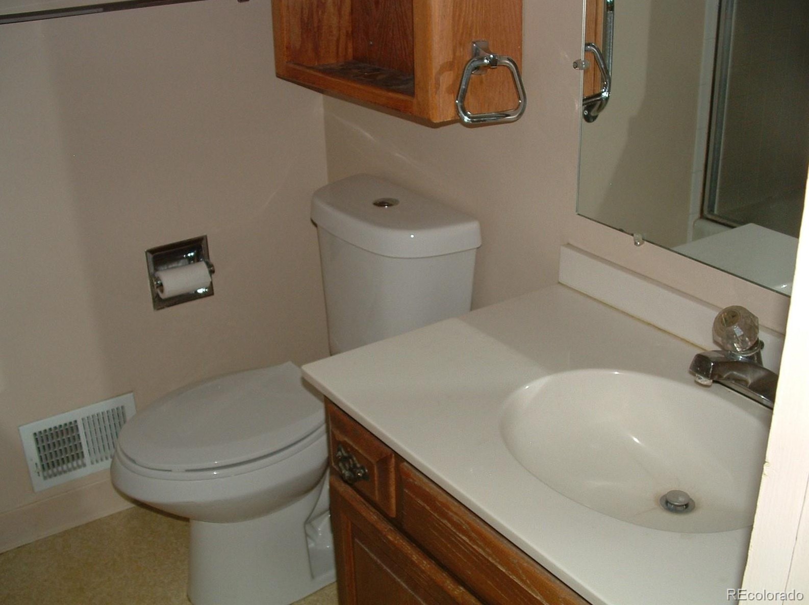 6588 Logan St, Littleton CO 80122 exterior